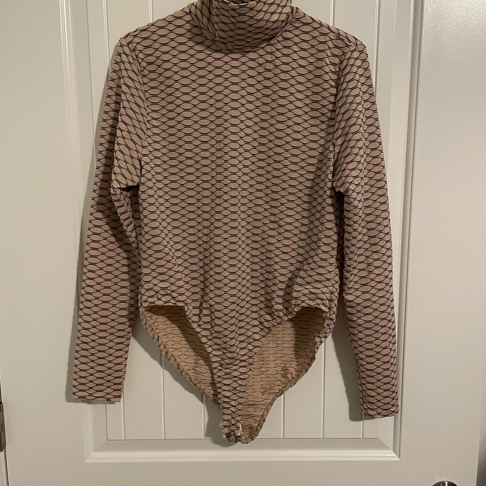 River Island honeycomb bodysuit size 18.